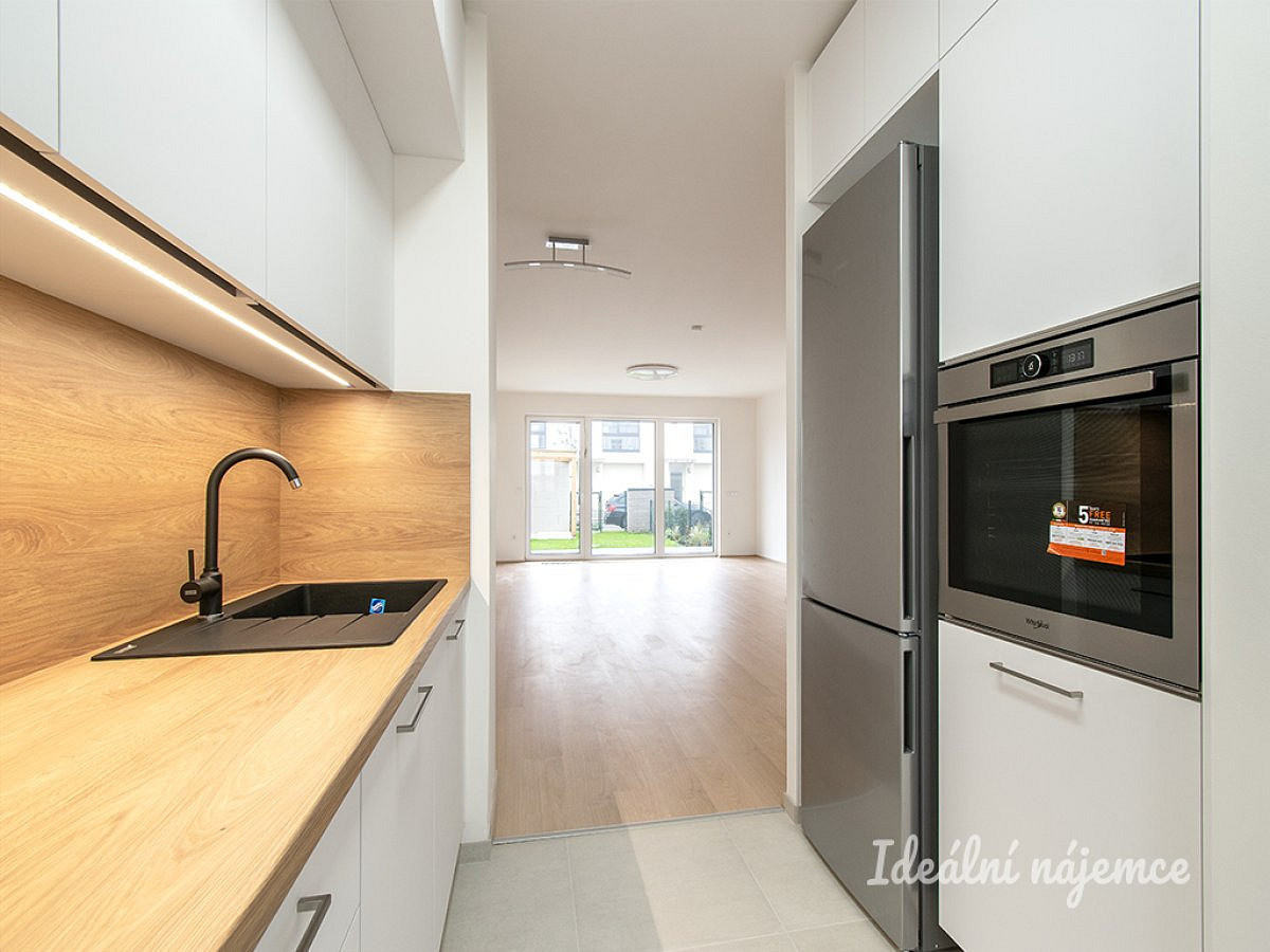 Pronájem bytu 4+kk 107 m² – fotografie 4