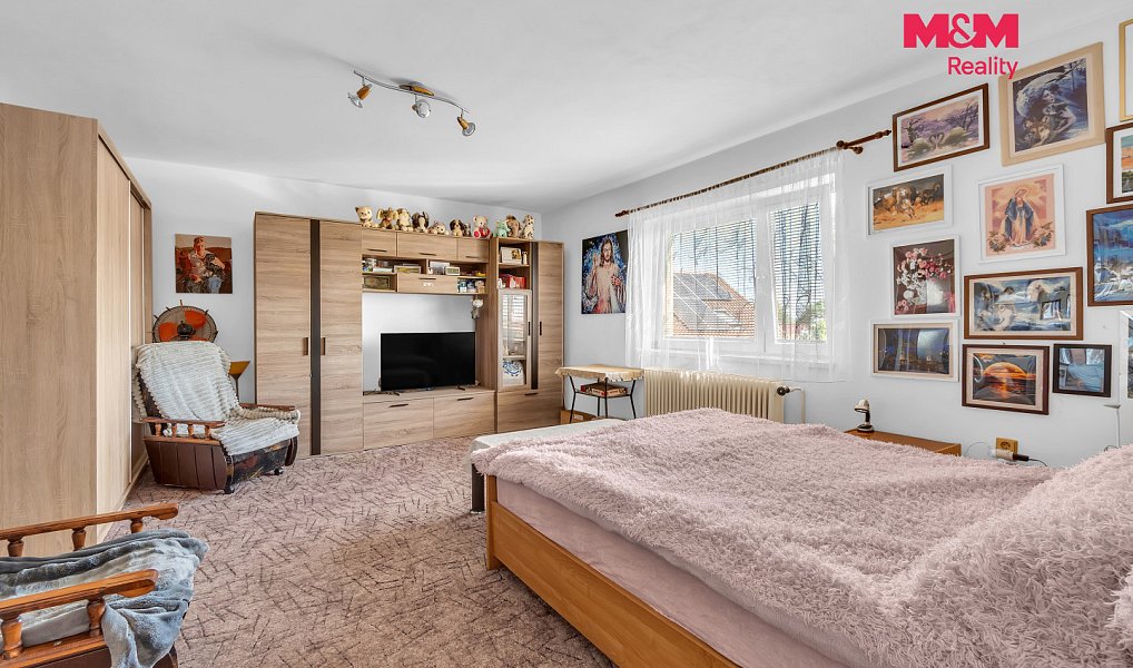 Prodej domu 215 m² s pozemkem 679 m², Skuteč – náhled fotky 6