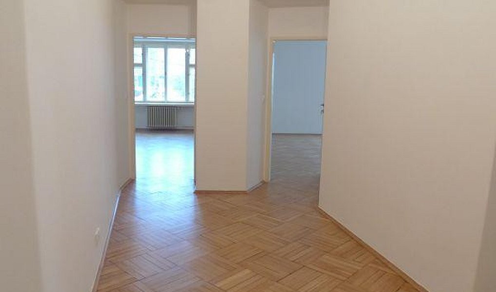 Pronájem kanceláře 127 m², Praha – náhled fotky 10
