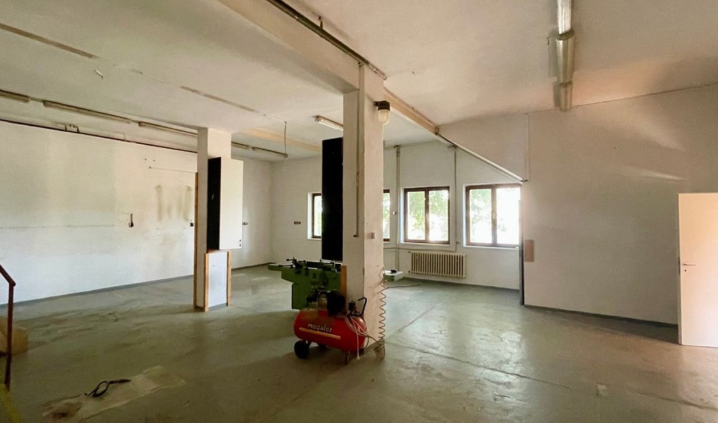 Prodej domu 370 m² s pozemkem 926 m², Řehenice – náhled fotky 18