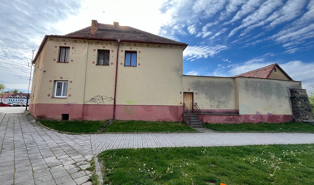 Prodej domu 221 m² s pozemkem 526 m², Soběslav – náhled fotky 2