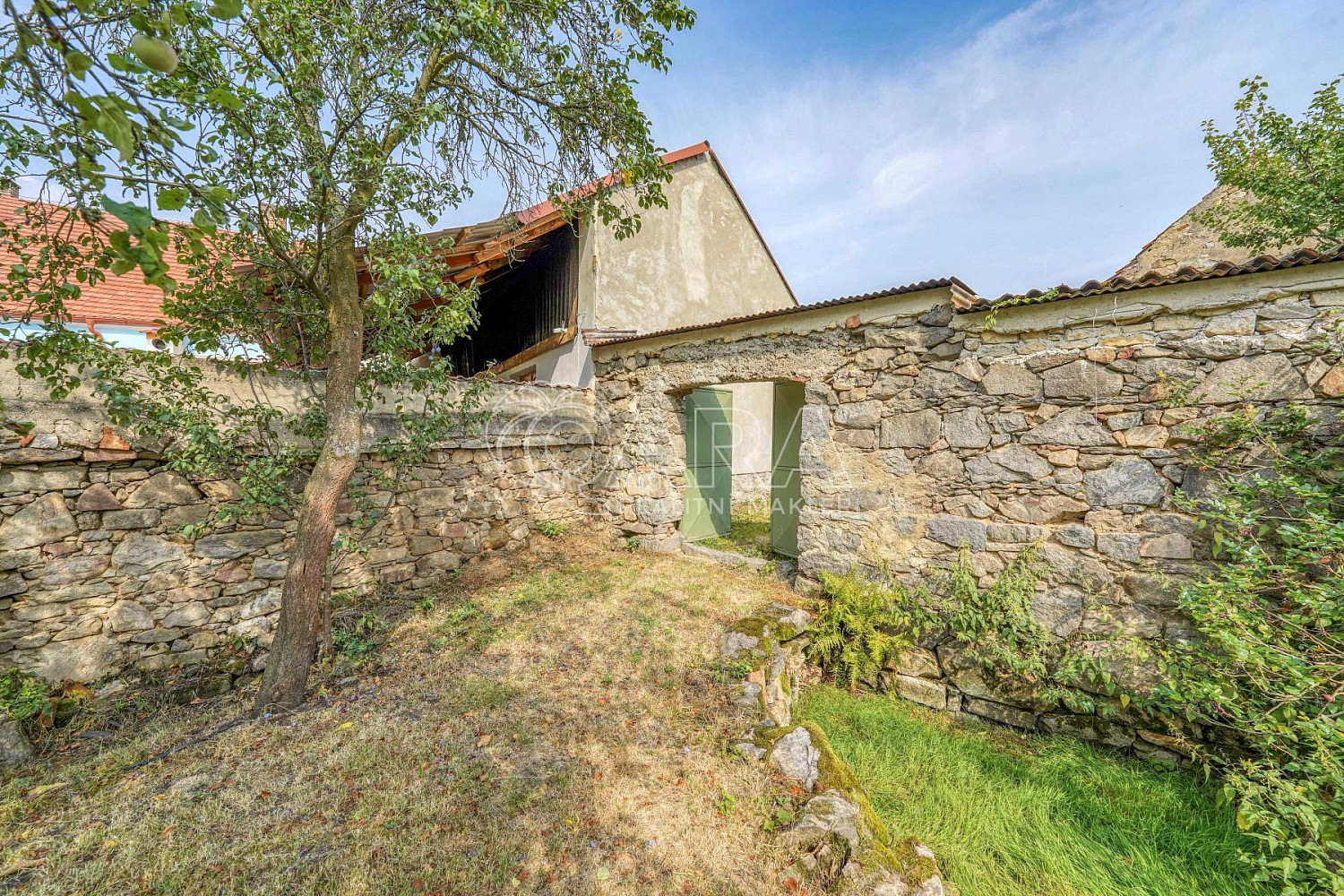 Prodej domu 150 m² s pozemkem 1 977 m²
