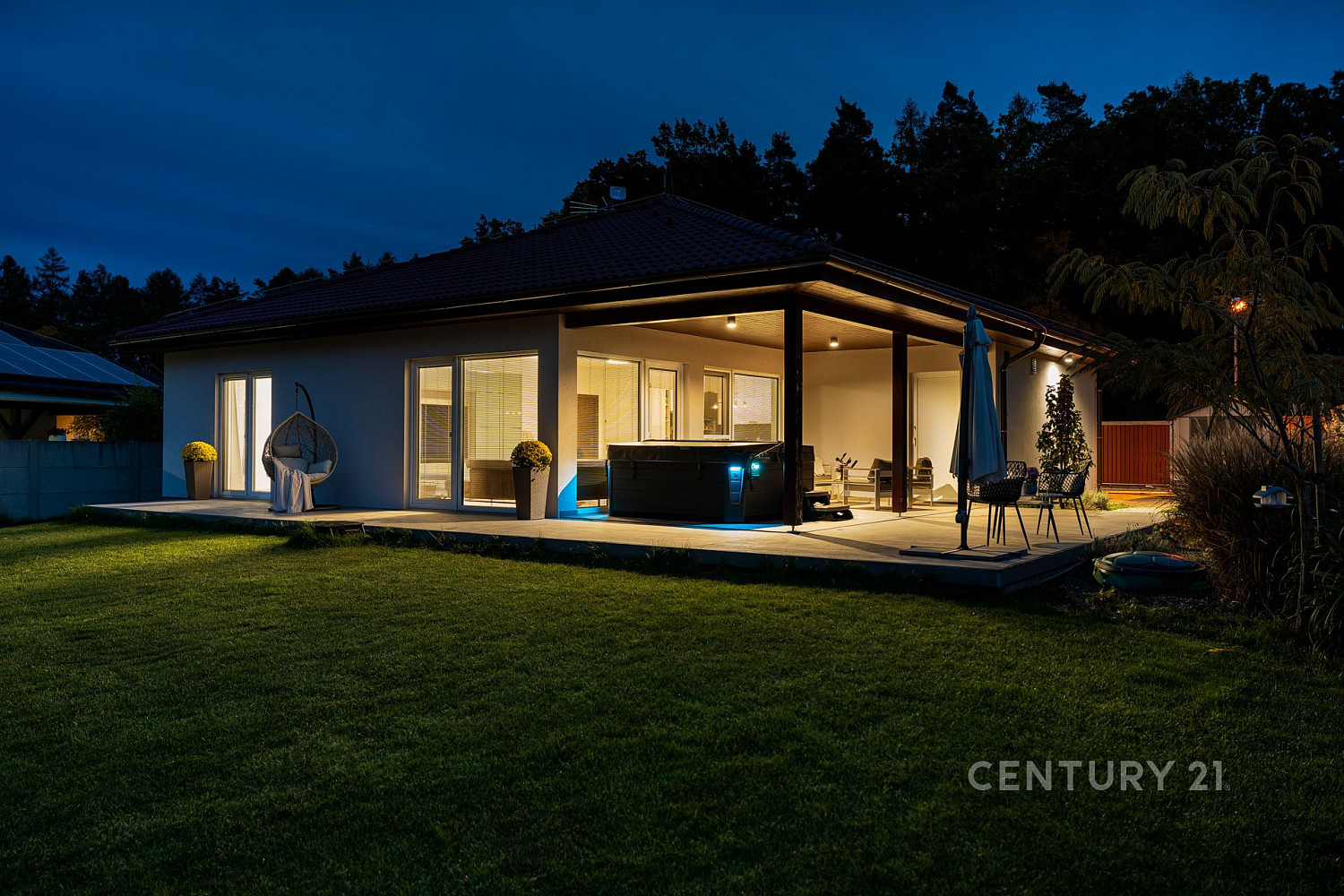 Prodej domu 136 m² s pozemkem 786 m² – fotografie 2