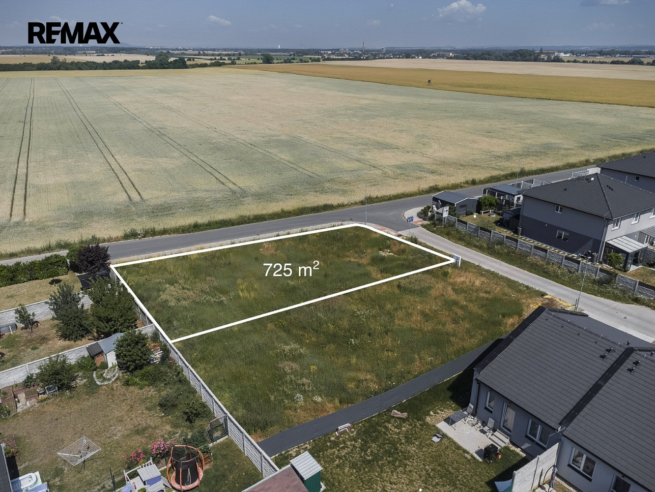 Prodej stavebního pozemku 725 m² — photo 3