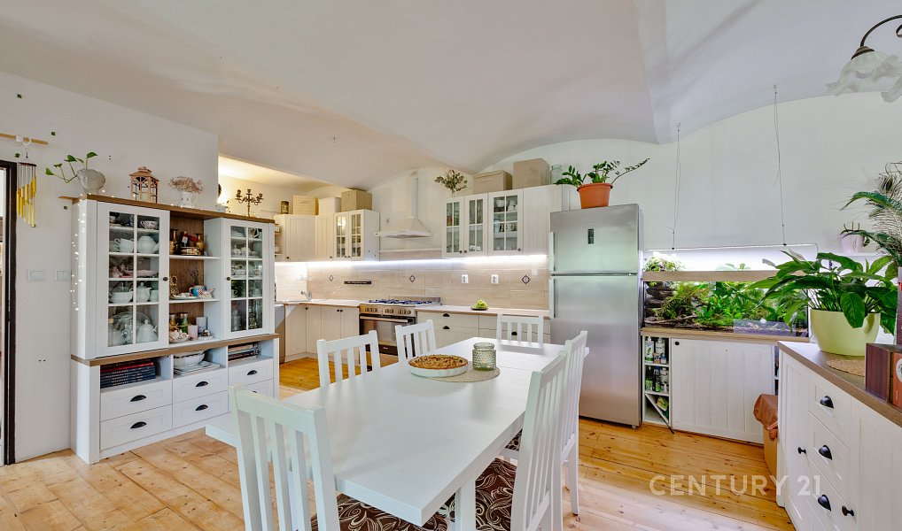 Prodej domu 270 m² s pozemkem 2 834 m², Soběslav – náhled fotky 13