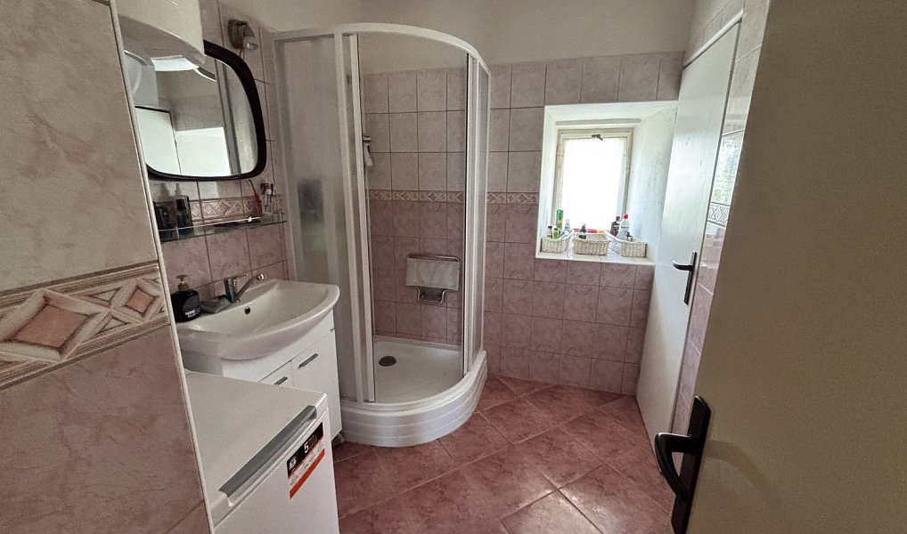 Prodej domu 113 m² s pozemkem 1 493 m², Drahouš – náhled fotky 9
