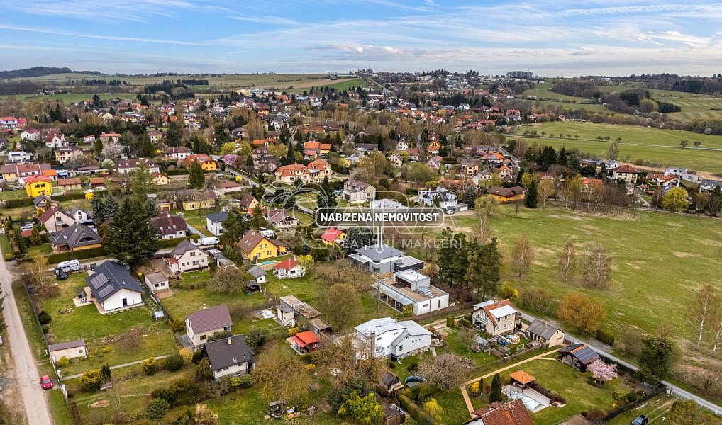 Prodej domu 259 m² s pozemkem 755 m², Kamenice – náhled fotky 16