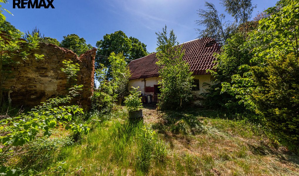 Prodej stavebního pozemku 1 677 m², Chýstovice – náhled fotky 9