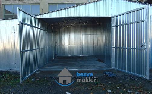 Pronájem garáže, 19 m2 - Skuteč, Zvěřinova, Skuteč, okres Chrudim