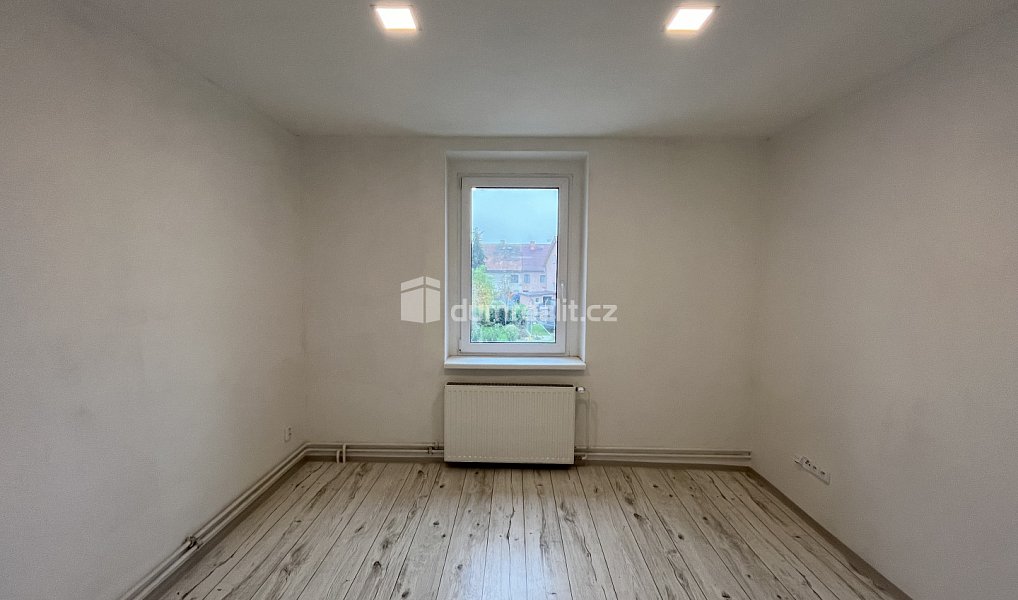 Prodej domu 204 m² s pozemkem 204 m², Modlany – náhled fotky 13