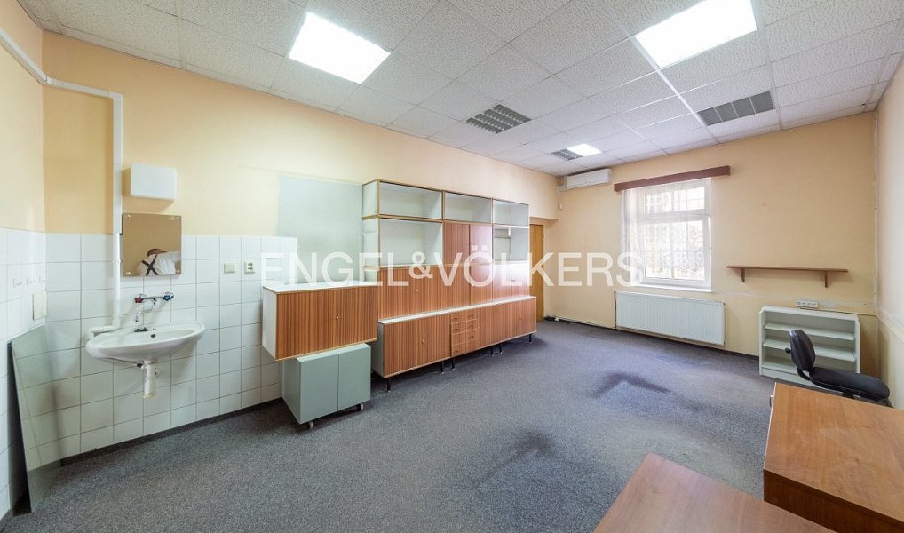 Pronájem kanceláře 58 m², Plzeň – náhled fotky 4
