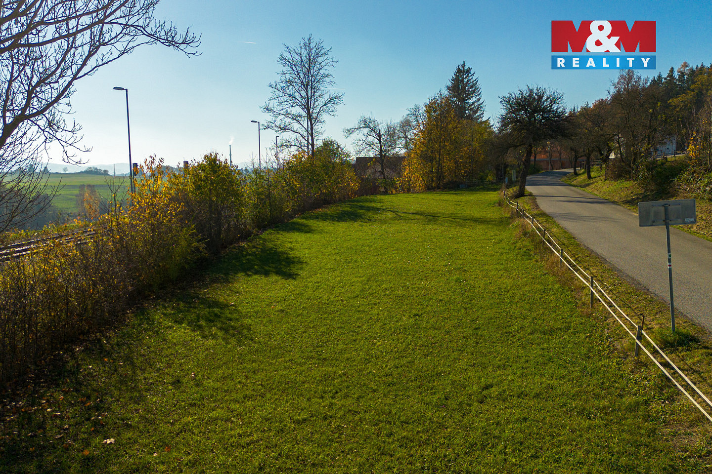 Prodej stavebního pozemku 1 642 m² — photo 2