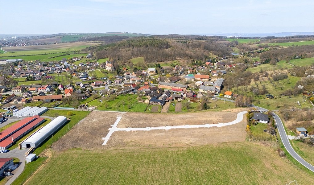 Prodej stavebního pozemku 1 420 m², Žerčice – náhled fotky 10