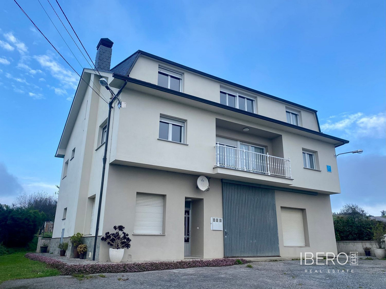 Prodej domu 2 206 m² s pozemkem 1 720 m²