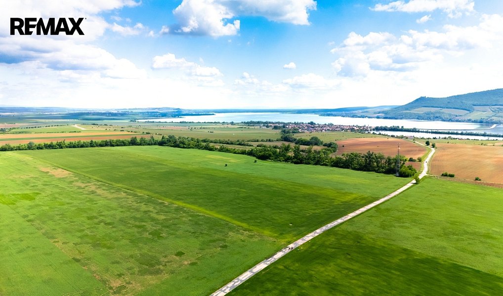 Prodej pole 72 617 m², Pouzdřany – náhled fotky 2