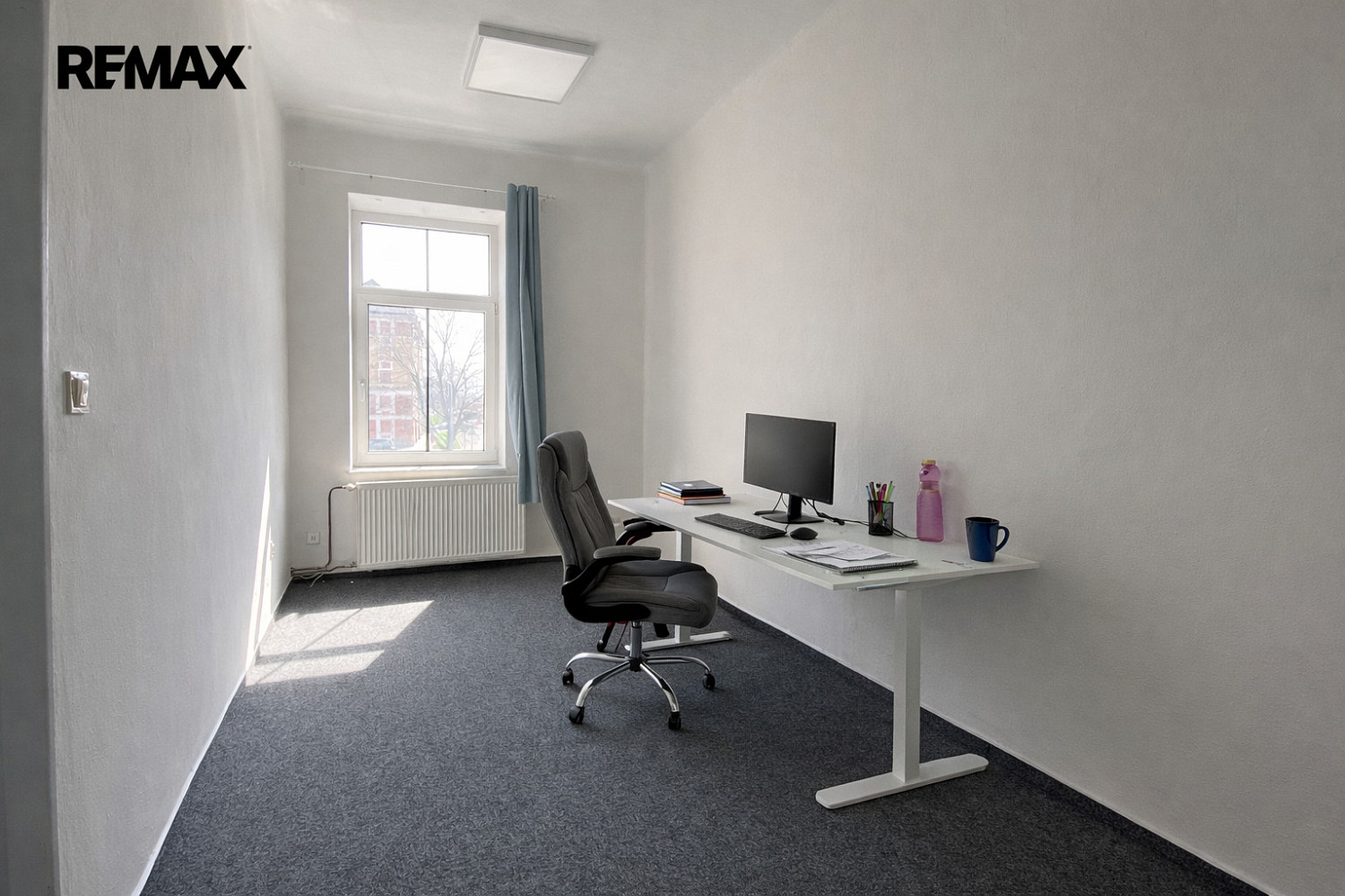 Prodej kanceláře 615 m² — photo 2