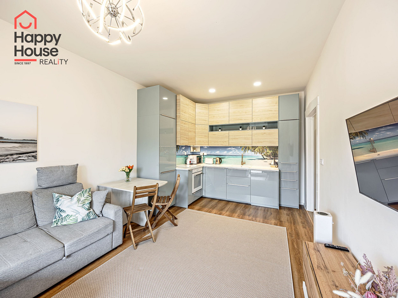 Pronájem bytu 2+kk 34 m² – fotografie 2