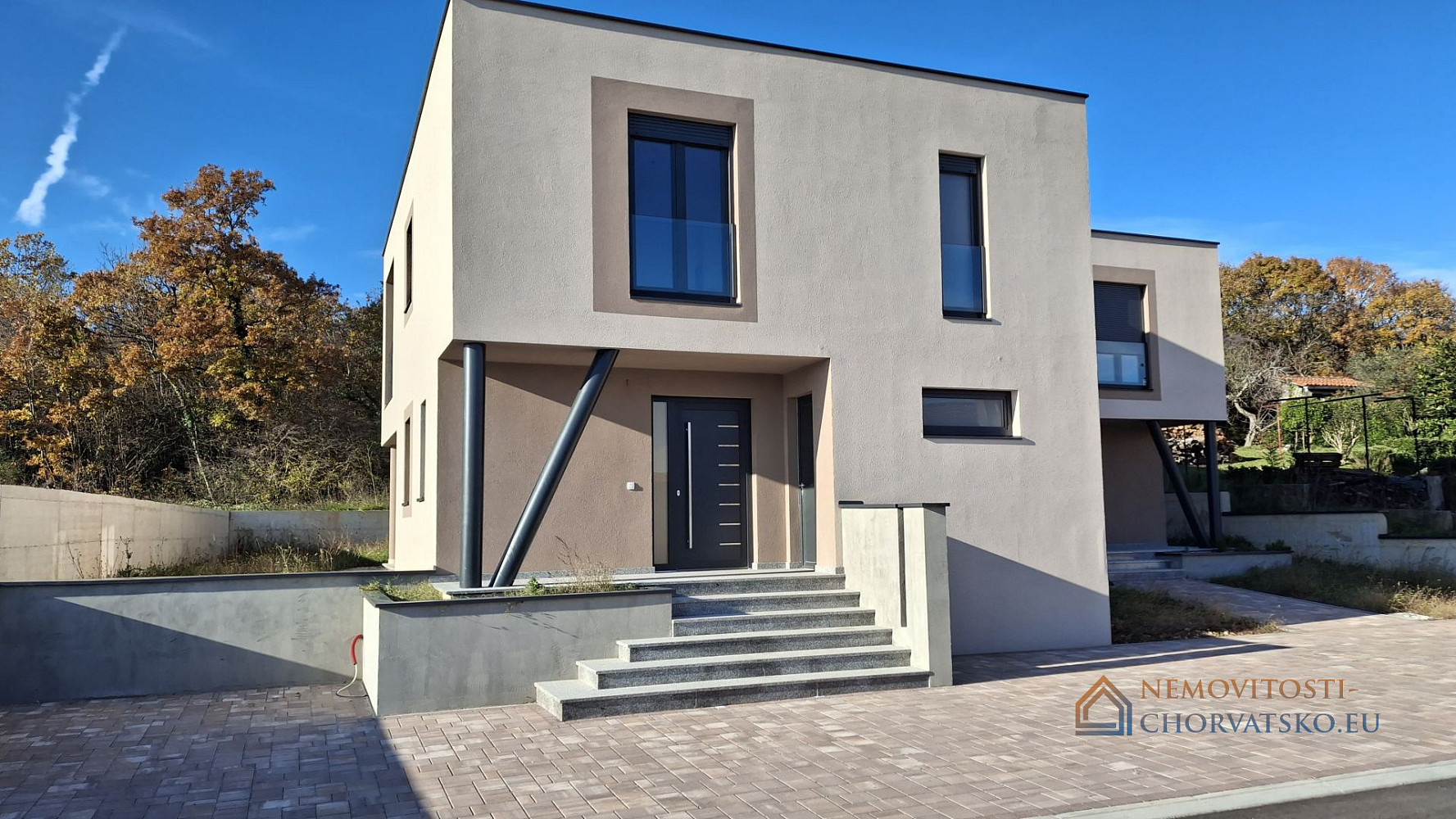 Prodej domu 136 m² s pozemkem 250 m² - Ansicht 2