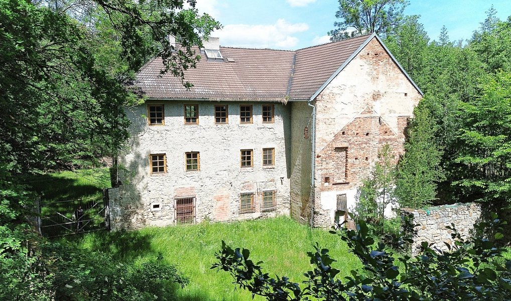 Prodej domu 520 m² s pozemkem 2 024 m², Jindřichův Hradec – náhled fotky 17