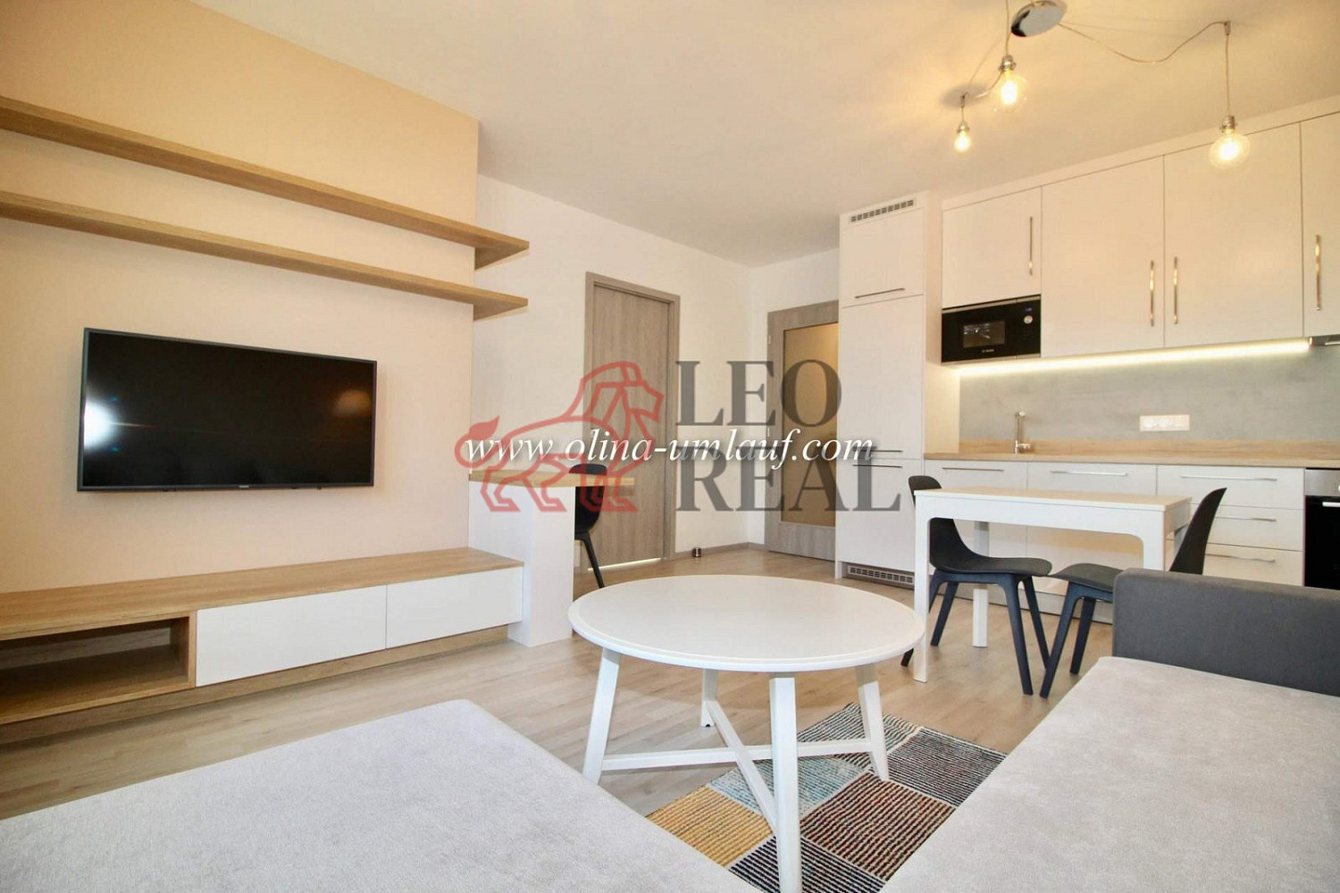 Pronájem bytu 2+kk 63 m² — photo 3