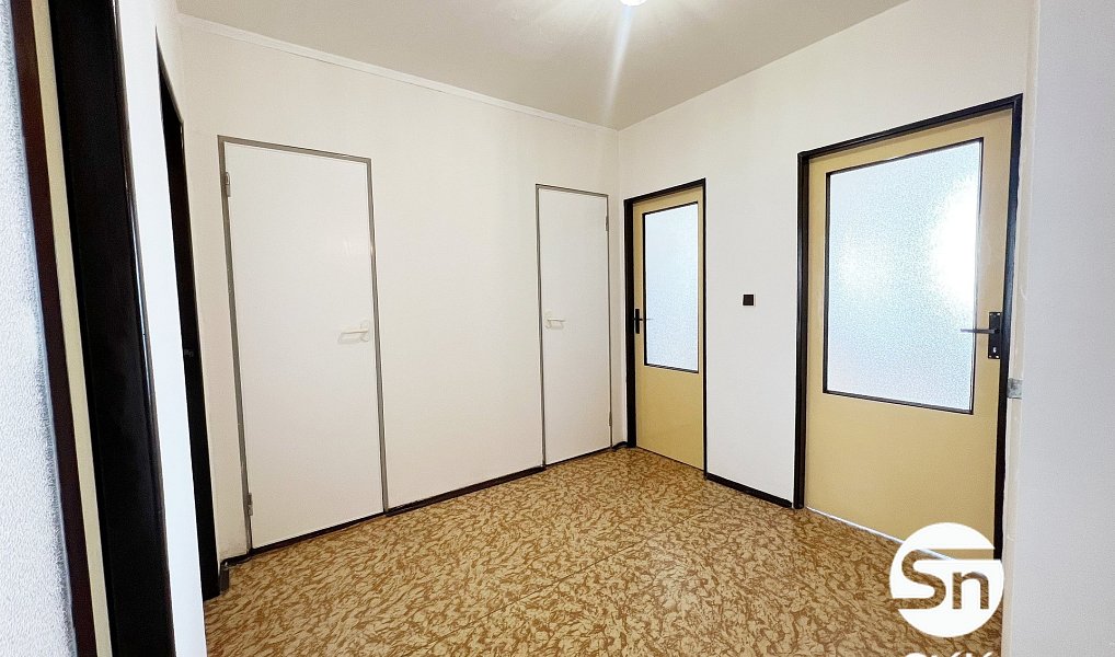 Pronájem bytu 3+1 70 m², Králův Dvůr – náhled fotky 9