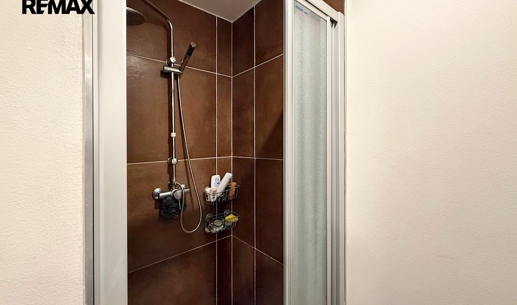 Prodej bytu 2+1 72 m², Praha – náhled fotky 8