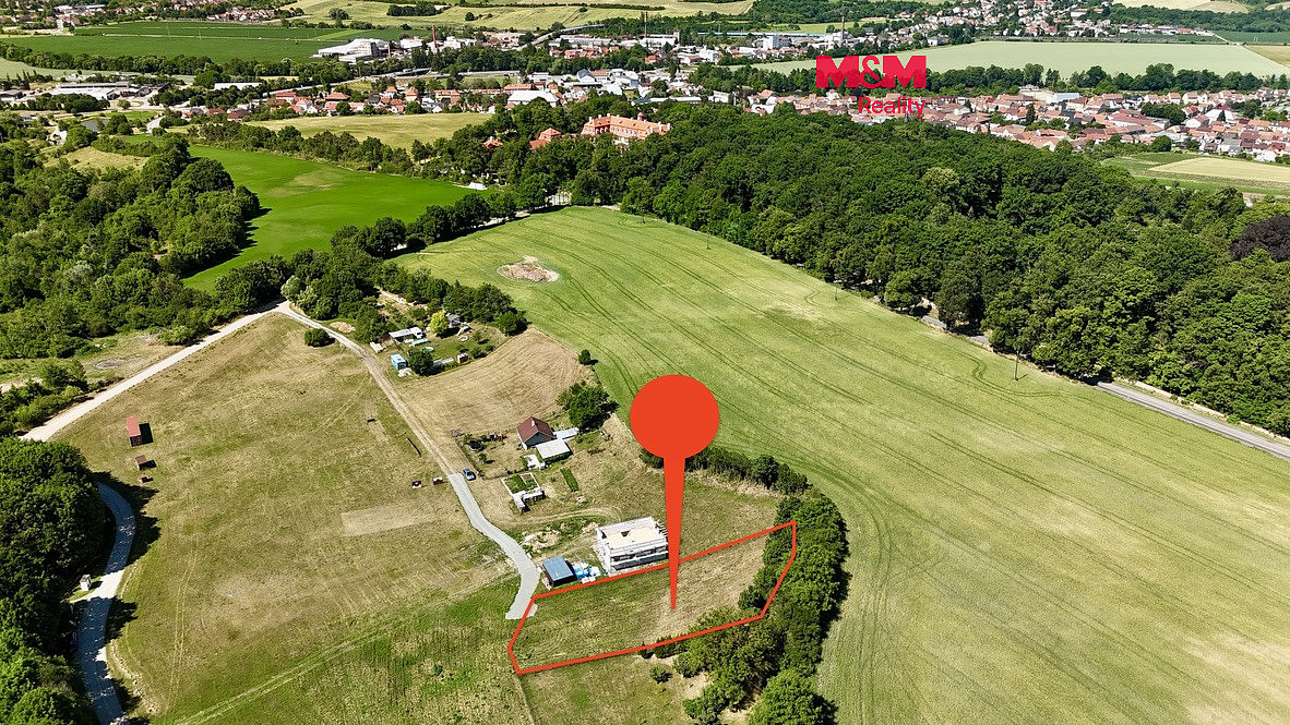 Prodej stavebního pozemku 1 267 m²