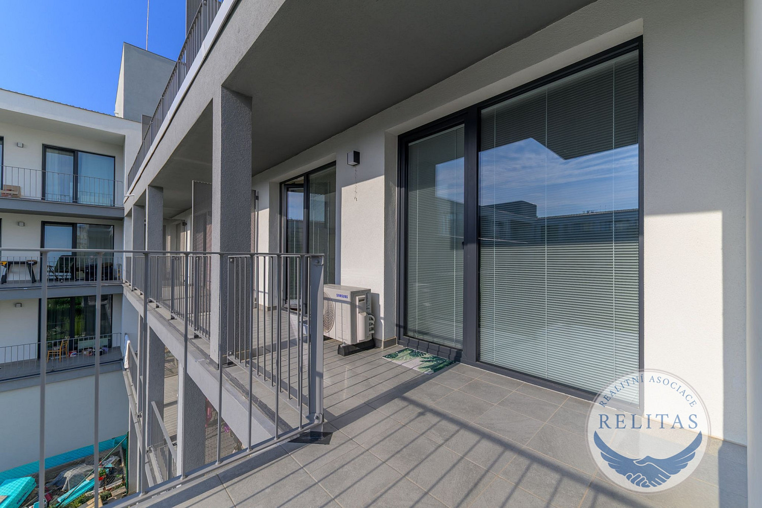 Pronájem bytu 2+kk 85 m² — photo 4