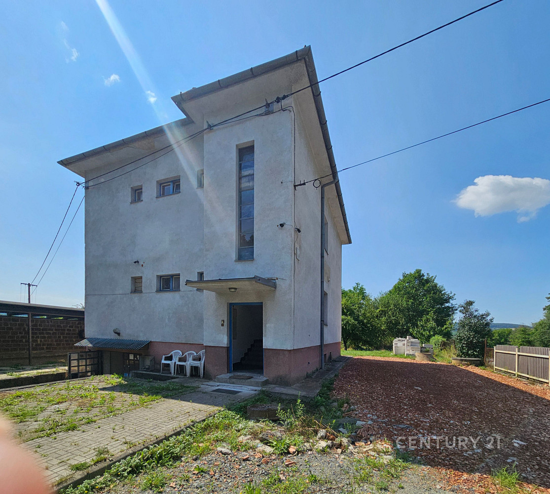 Prodej domu 144 m² s pozemkem 2 222 m² — photo 3