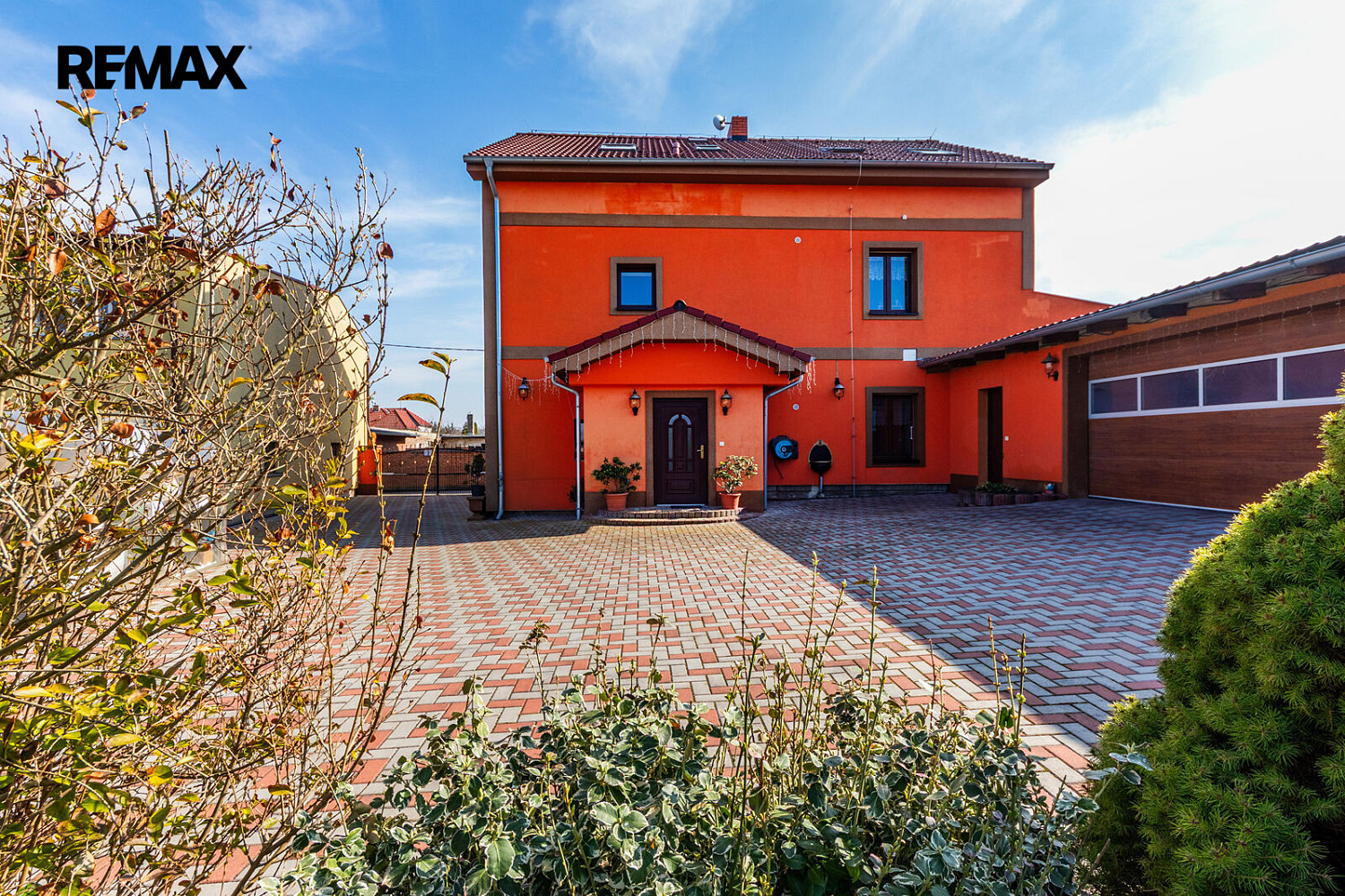 Prodej domu 309 m² s pozemkem 854 m²