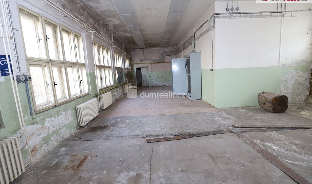 Prodej komerčního objektu (jiného typu) 1 600 m², Kraslice – náhled fotky 4