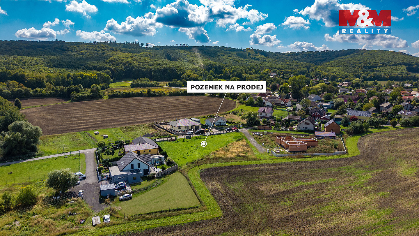 Prodej stavebního pozemku 1 740 m² — photo 3