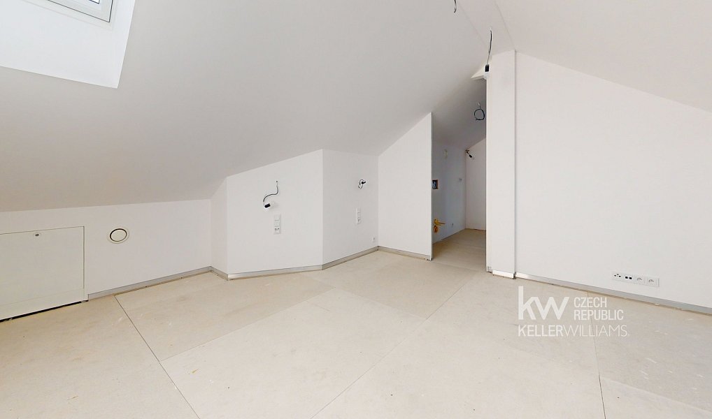 Prodej bytu 4+kk 151 m², Praha – náhled fotky 11