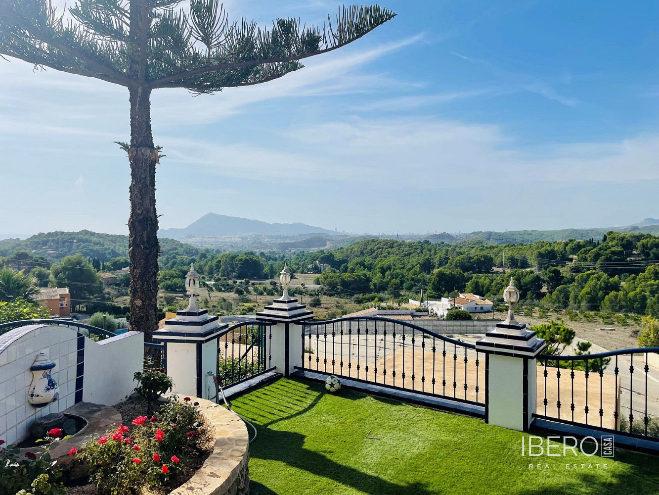 Prodej domu 490 m² s pozemkem 3 534 m² - Vista 6