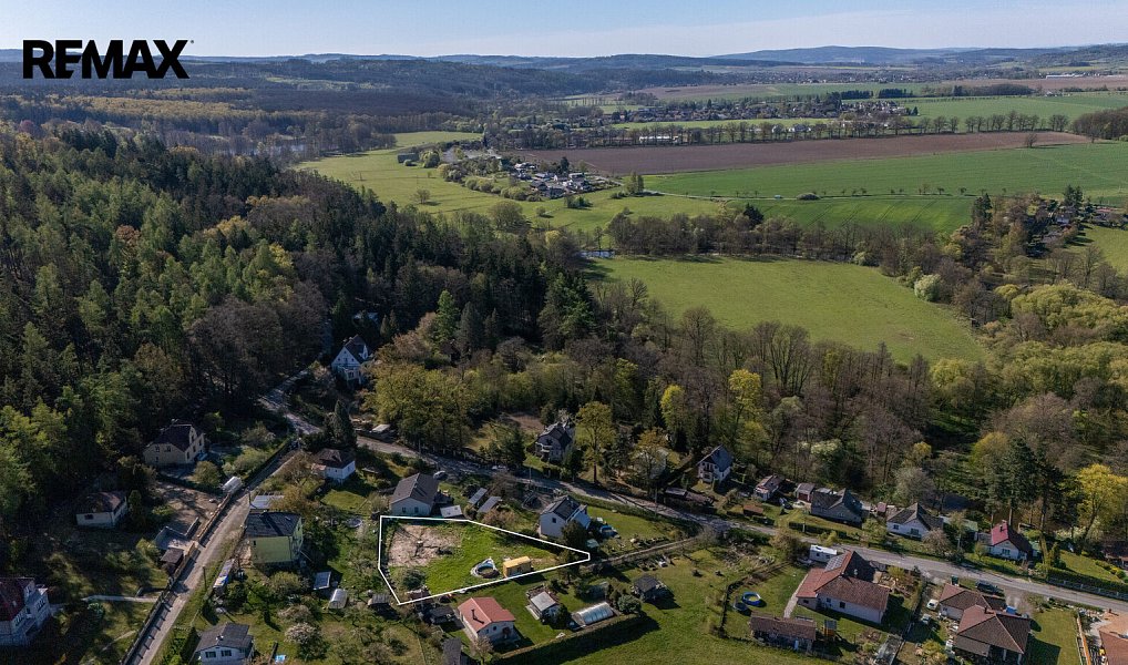 Prodej pozemku 997 m², Šťáhlavy – náhled fotky 3