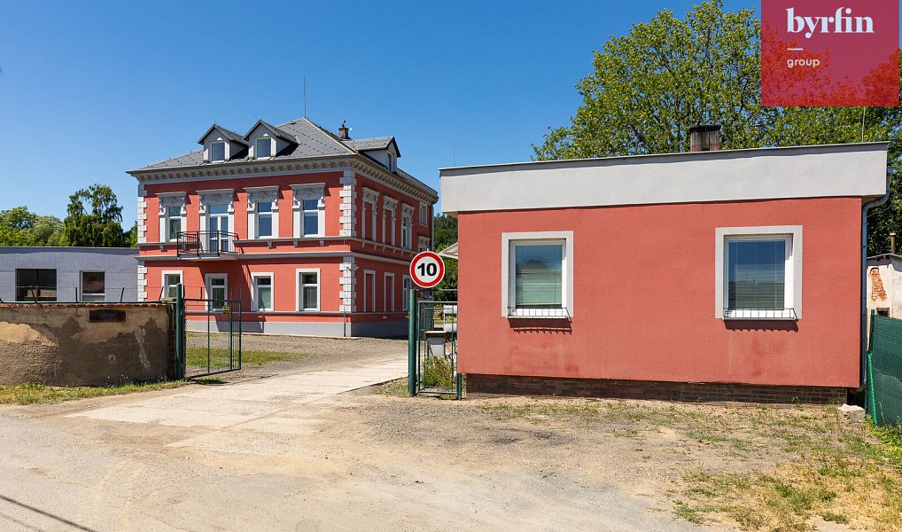 Prodej výrobních prostor 12 420 m², Krnov – náhled fotky 3