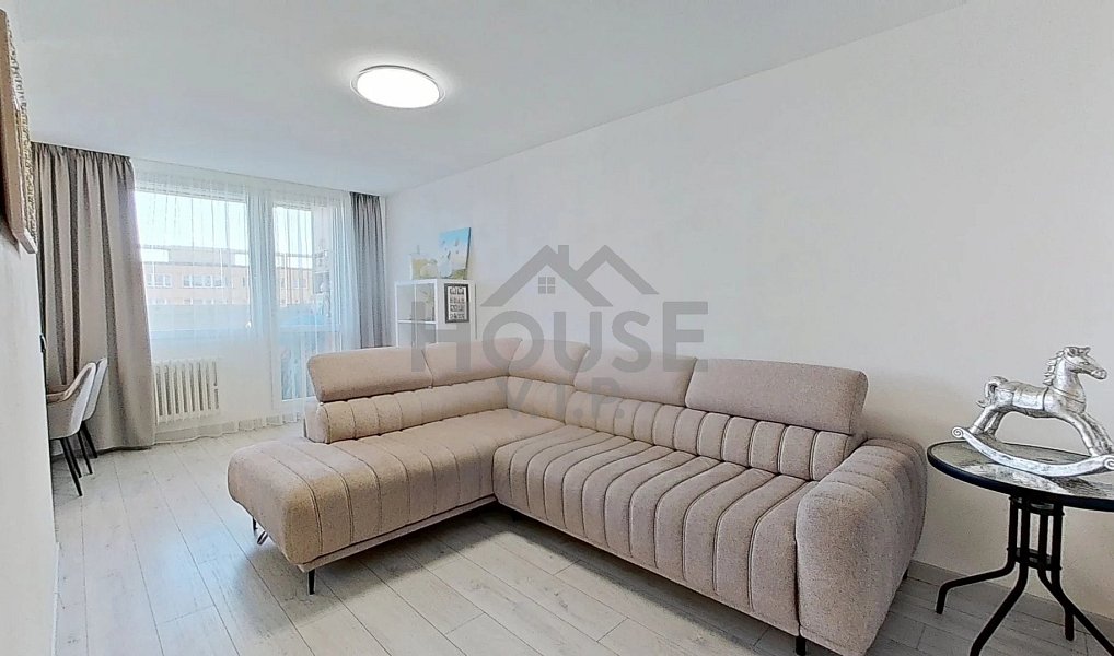 Prodej bytu 3+kk 63 m², Praha – náhled fotky 2