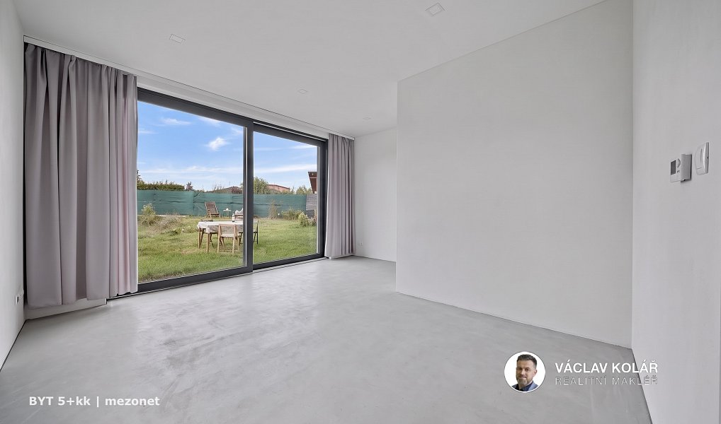 Prodej domu 338 m² s pozemkem 816 m², Horoušany – náhled fotky 22
