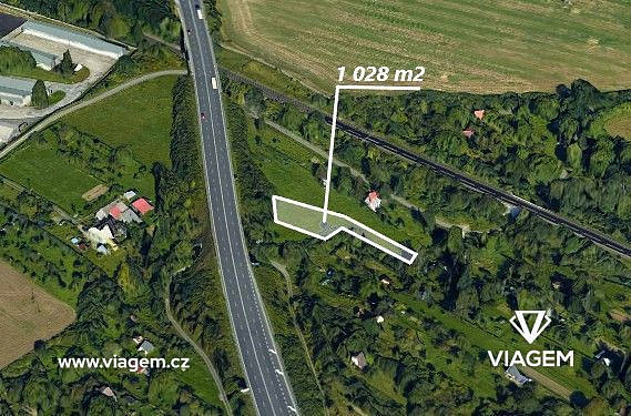 Prodej stavebního pozemku 1 028 m²