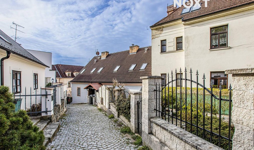 Prodej ubytovacího objektu 372 m², Hluboká nad Vltavou – náhled fotky 19