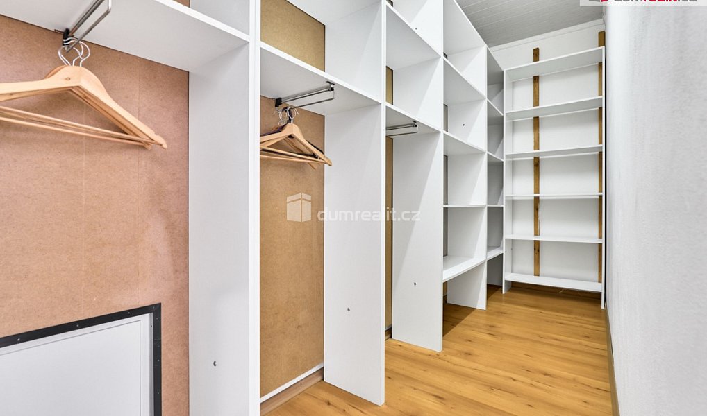 Prodej domu 570 m² s pozemkem 1 109 m², Chlum u Třeboně – náhled fotky 21
