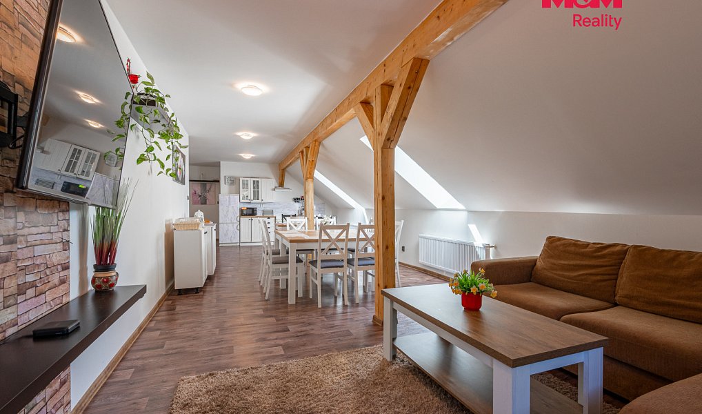 Prodej domu 360 m² s pozemkem 1 421 m², Miličín – náhled fotky 3