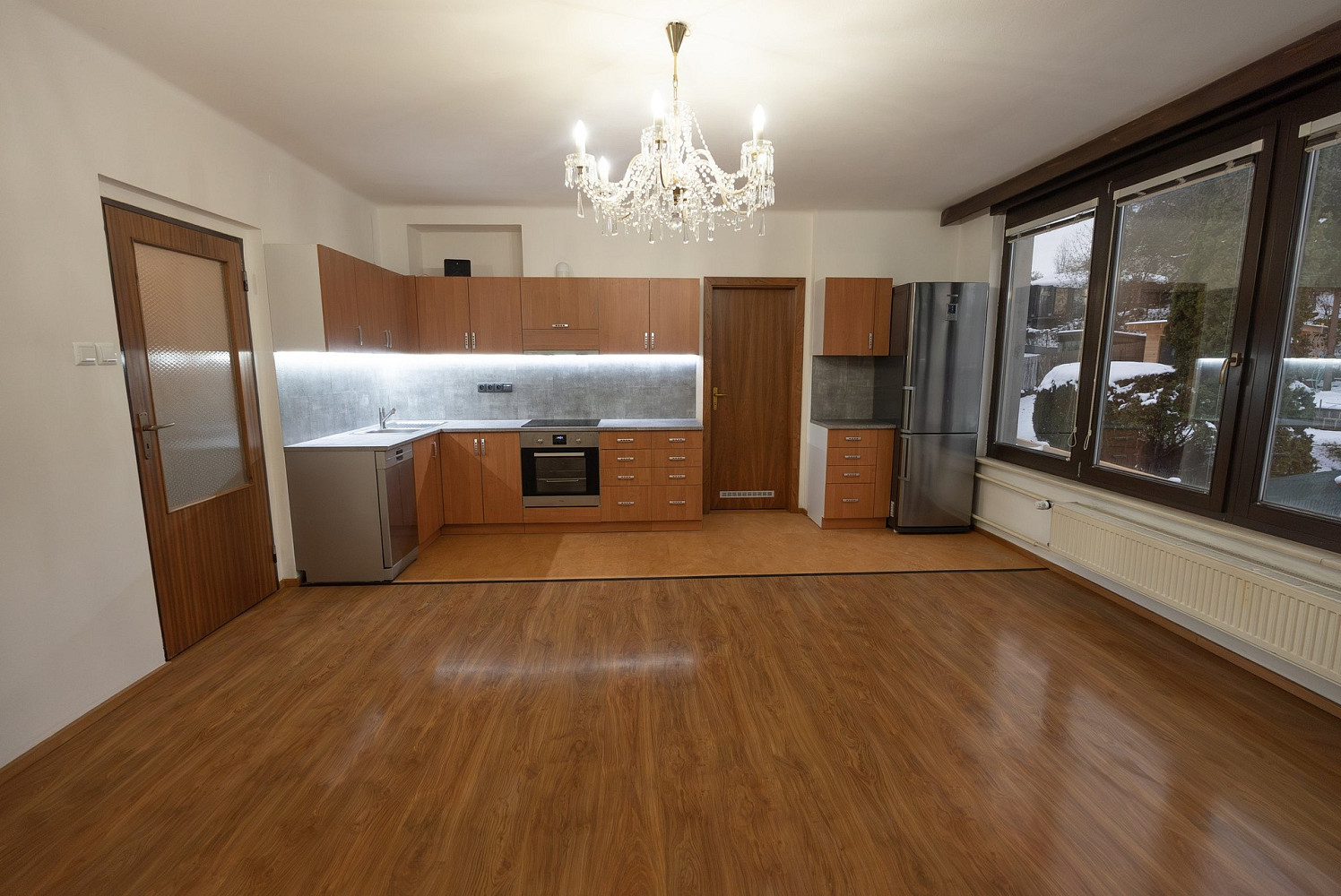 Pronájem bytu 4+kk 92 m² — photo 2
