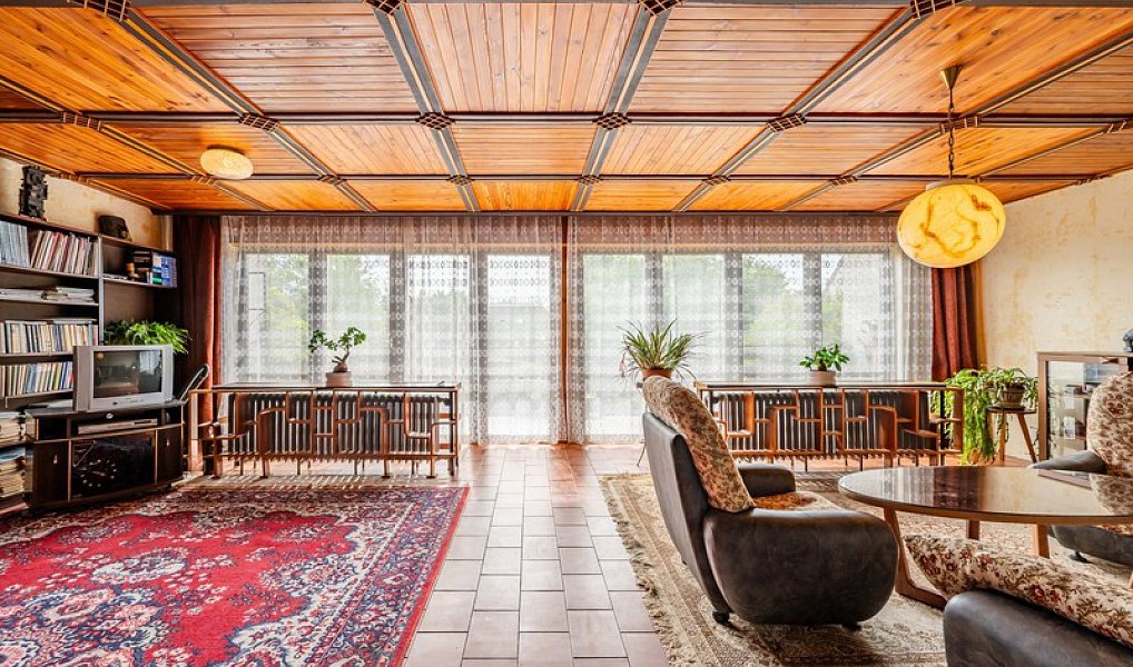 Prodej domu 360 m² s pozemkem 599 m², Benešov – náhled fotky 3