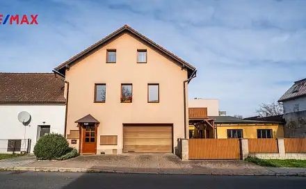 Prodej domu 298 m² s pozemkem 426 m², Komenského, Cvikov - Cvikov II, okres Česká Lípa