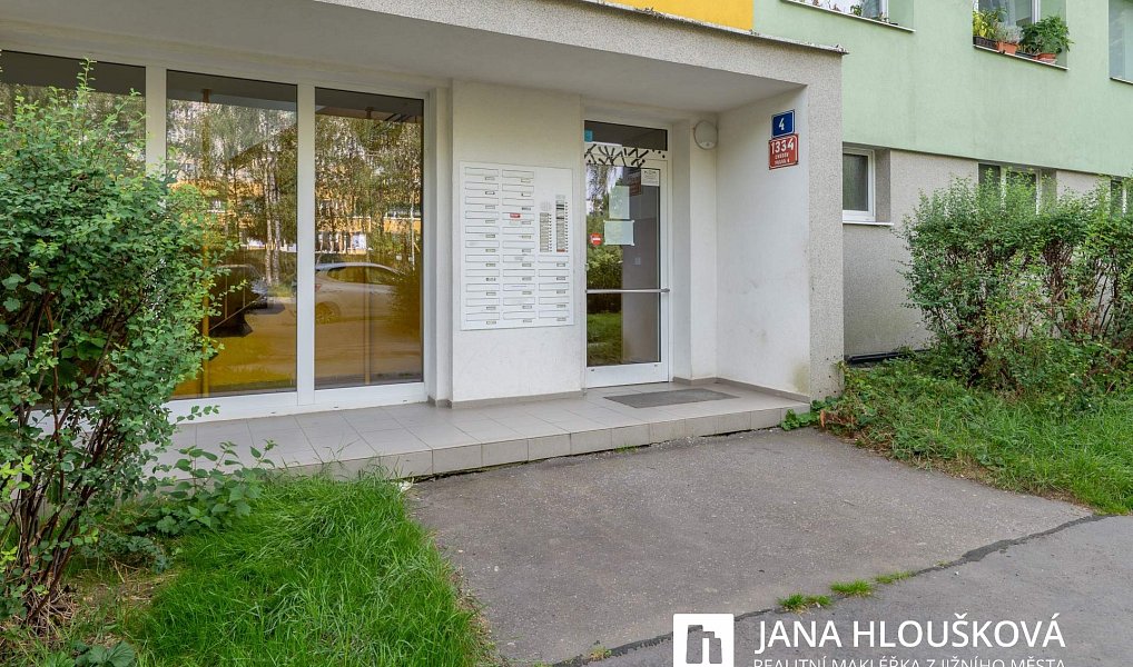 Prodej bytu 3+1 73 m², Praha – náhled fotky 28