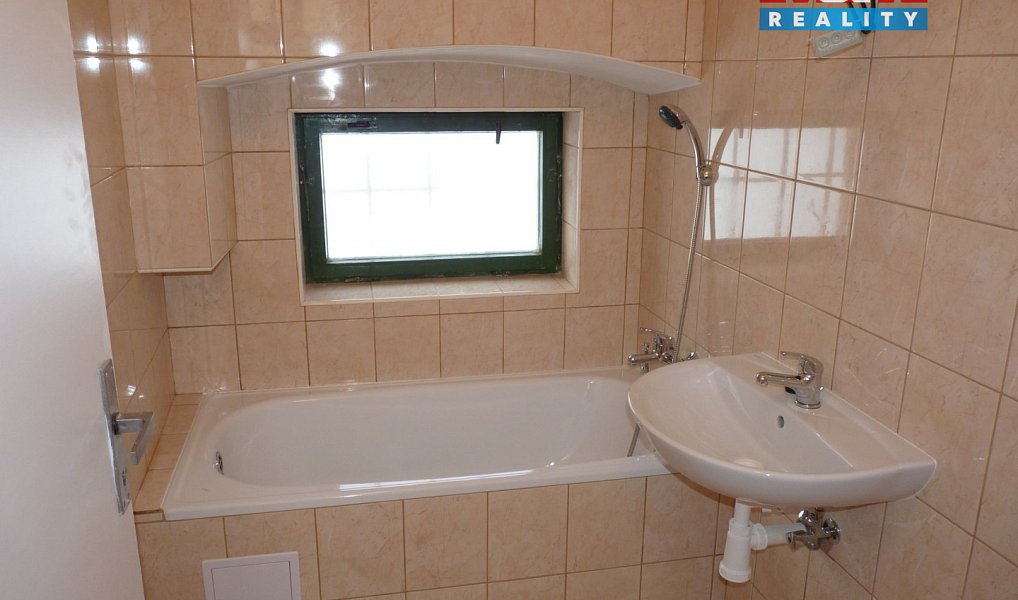 Prodej nájemního domu, činžáku 385 m², Kladno – náhled fotky 4