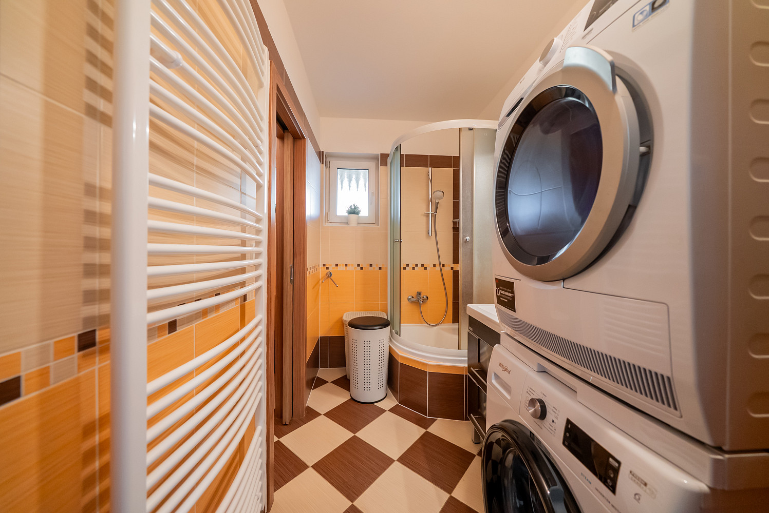 Prodej domu 180 m² s pozemkem 982 m² – pohled 5