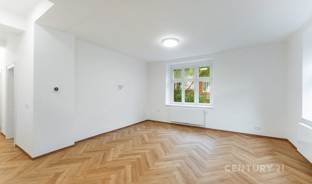 Prodej bytu 3+kk 86 m², Praha – náhled fotky 2