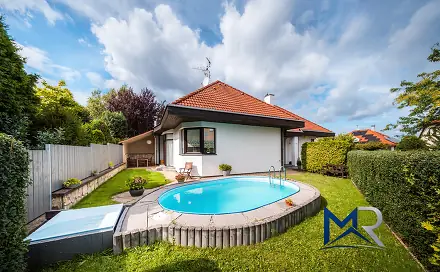 Prodej domu 212 m², Na Babce, Pardubice